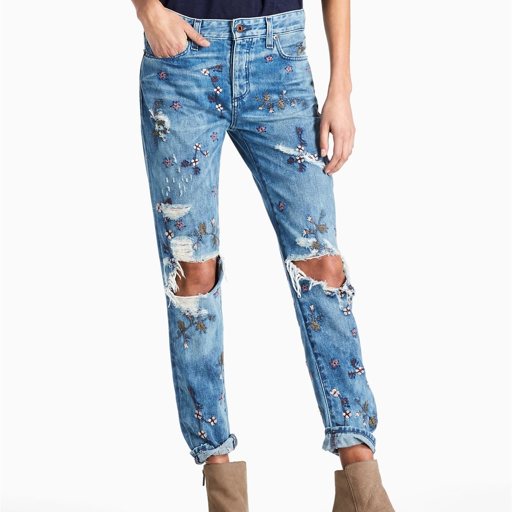 Lucky Brand Sienna Mid Rise Slim Boyfriend Embroidered Jean